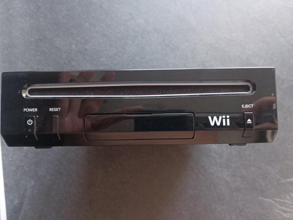 Nintendo Wii Console .. Grenier du Geek