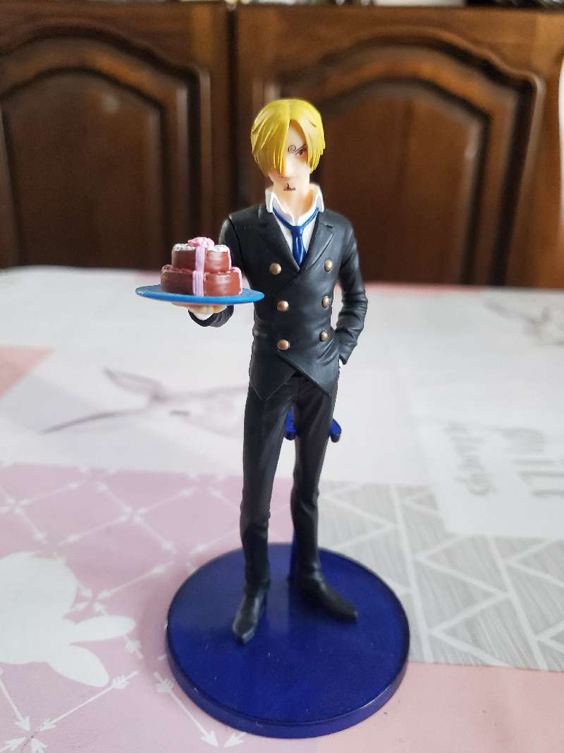 figurine one pièce sanji