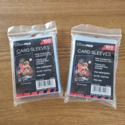 Lot 2x 100 sleeves pour cartes