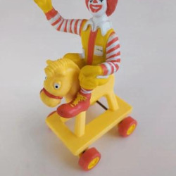 figurine mcdonald ronald cheval a bascule