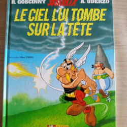 BD - Astérix - Le ciel lui tombe sur la tête - Tome 33