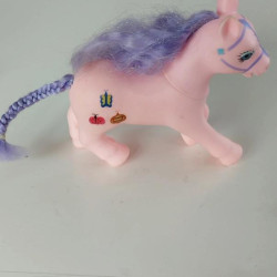 figurine petit poney