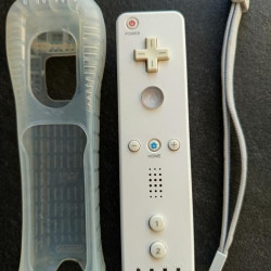 Nintendo - Wii - Wiimote