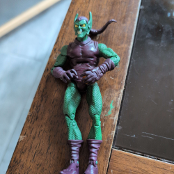Figurine le bouffon vert