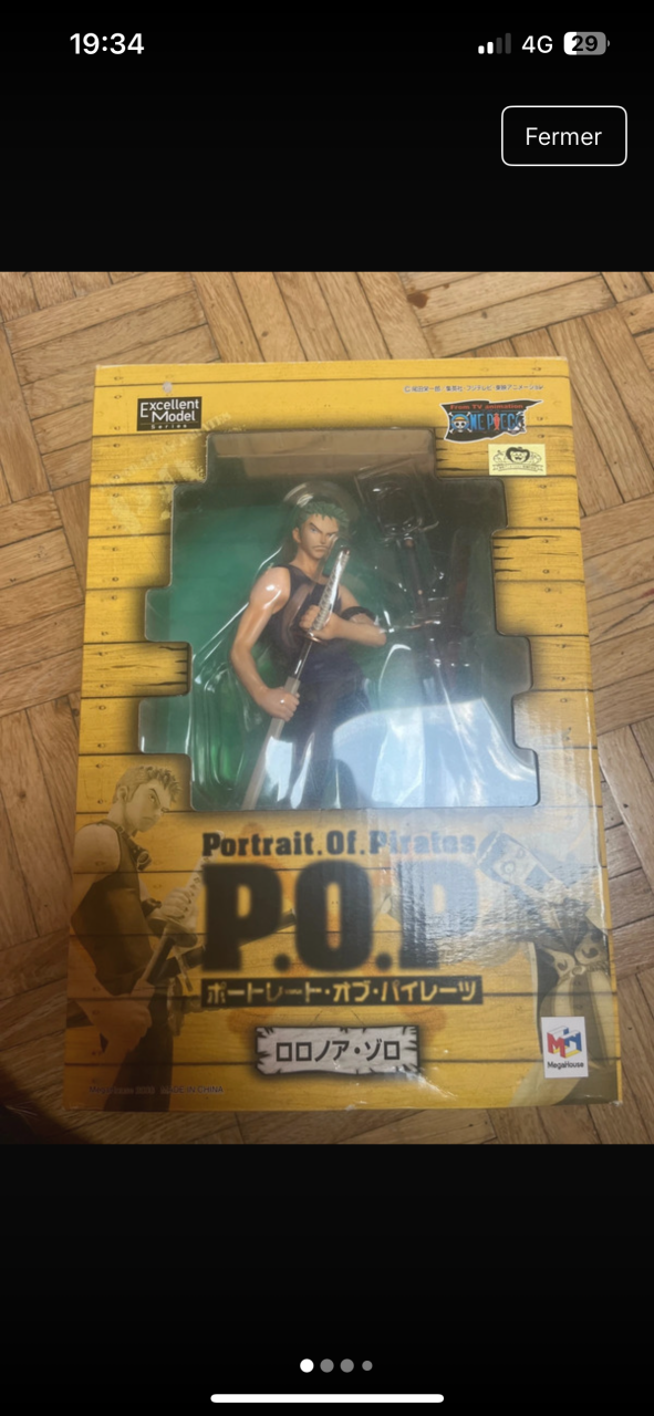 Figurine zoro POP one pièce megahouse
