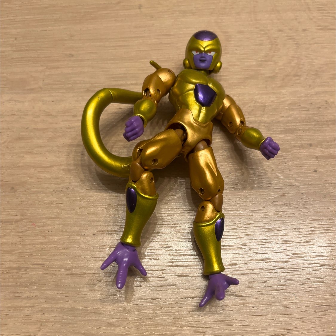 figurine dragon ball freezer