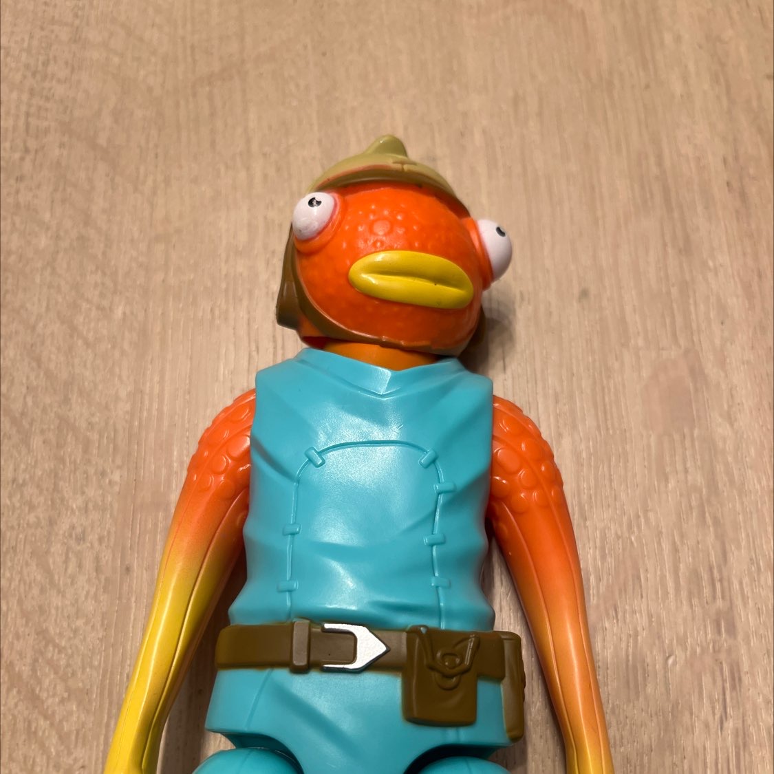 grande figurine fortnite