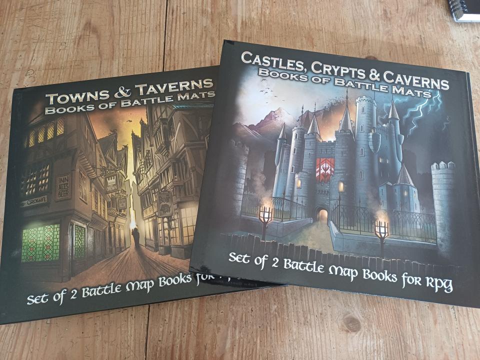 2 set Books of Battle Mats : 4 livres plateaux de jdr - Villes, Tavernes, Châteaux, Cryptes, Cavernes