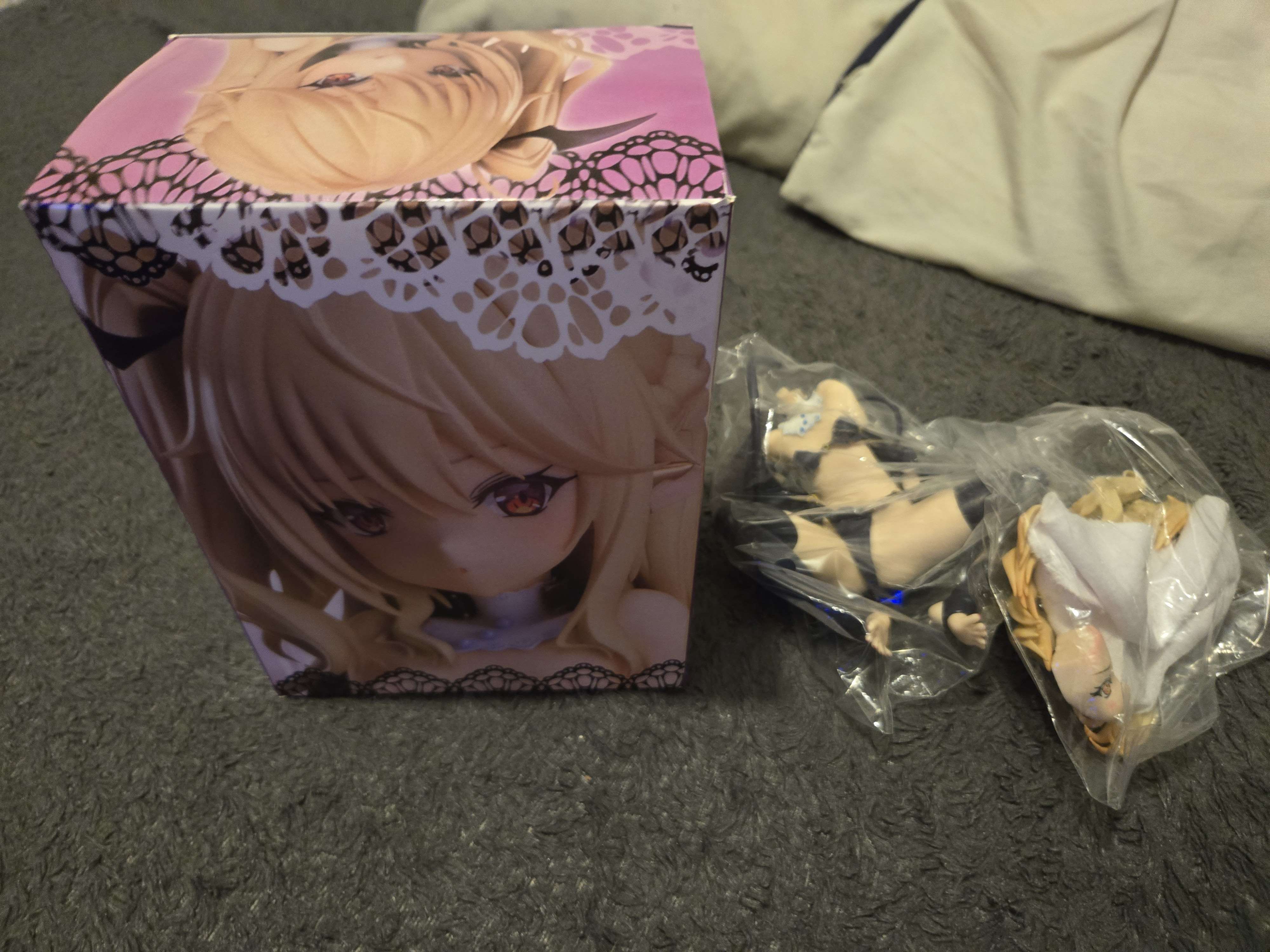 figurine anime: Ecchi succube blonde