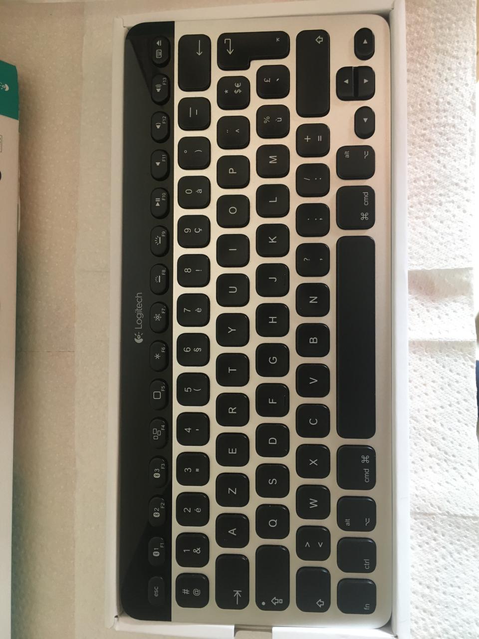 Clavie Logitech K811 sans fil noir