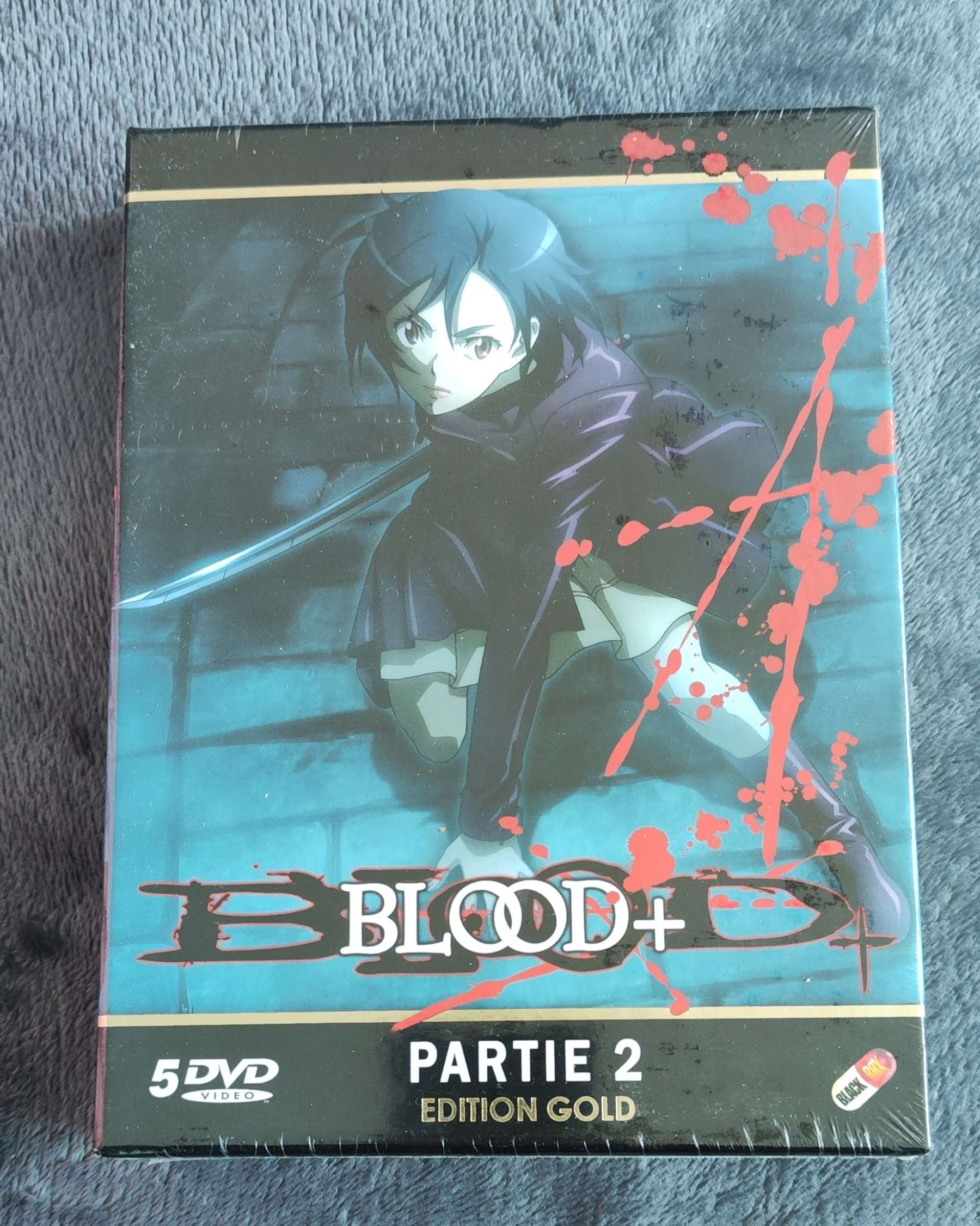 Coffret Neuf 5 dvd neufs Blood+
