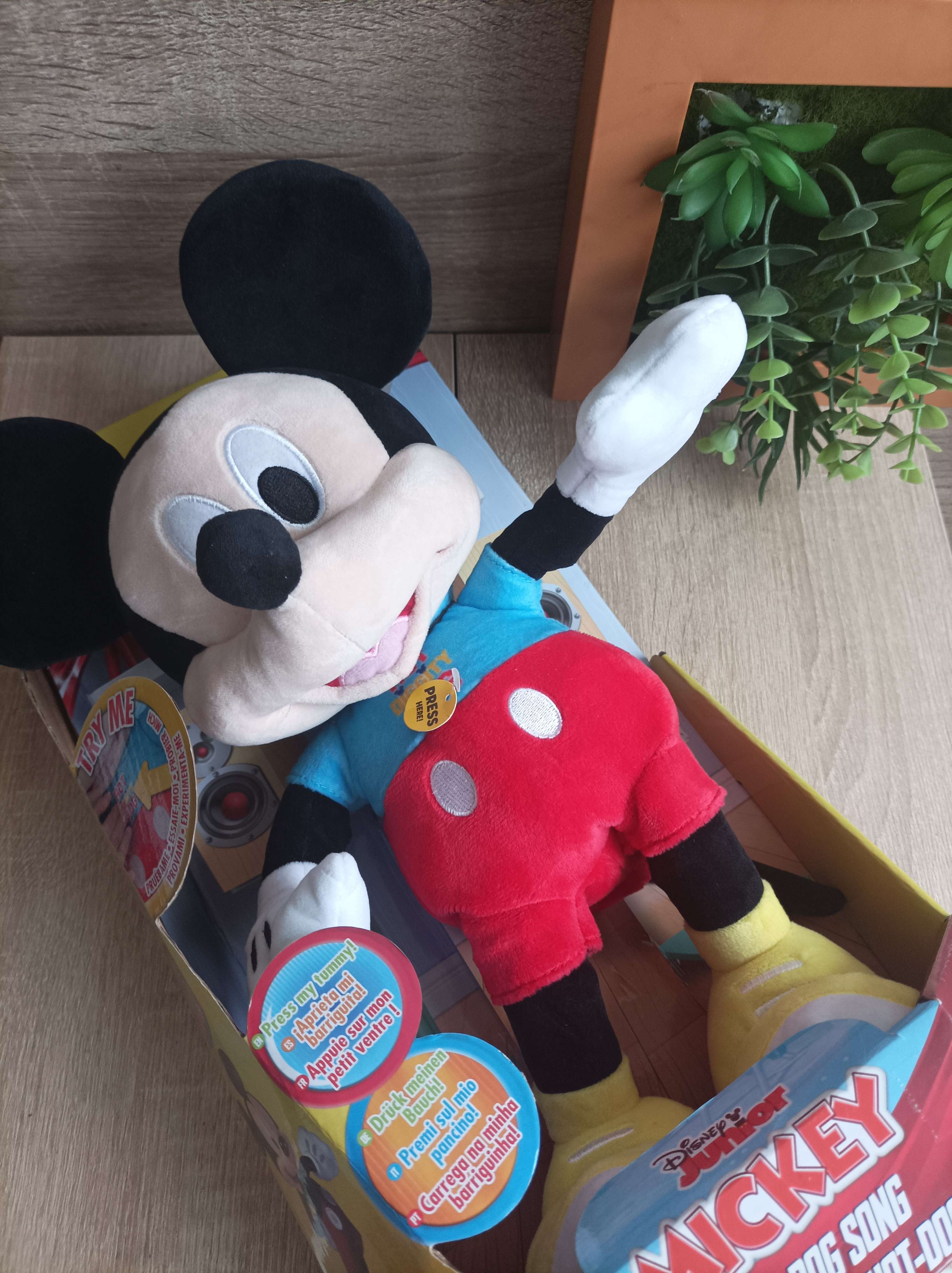 peluche interactive Mickey mouse Disney