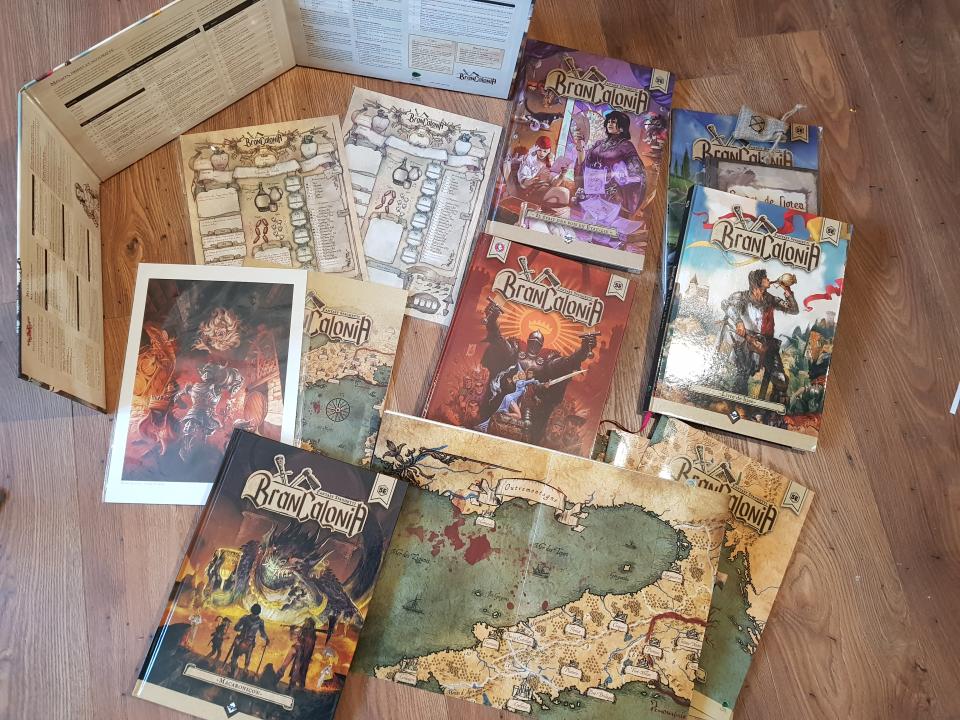 Lot BRANCALONIA+l'empire contre claque