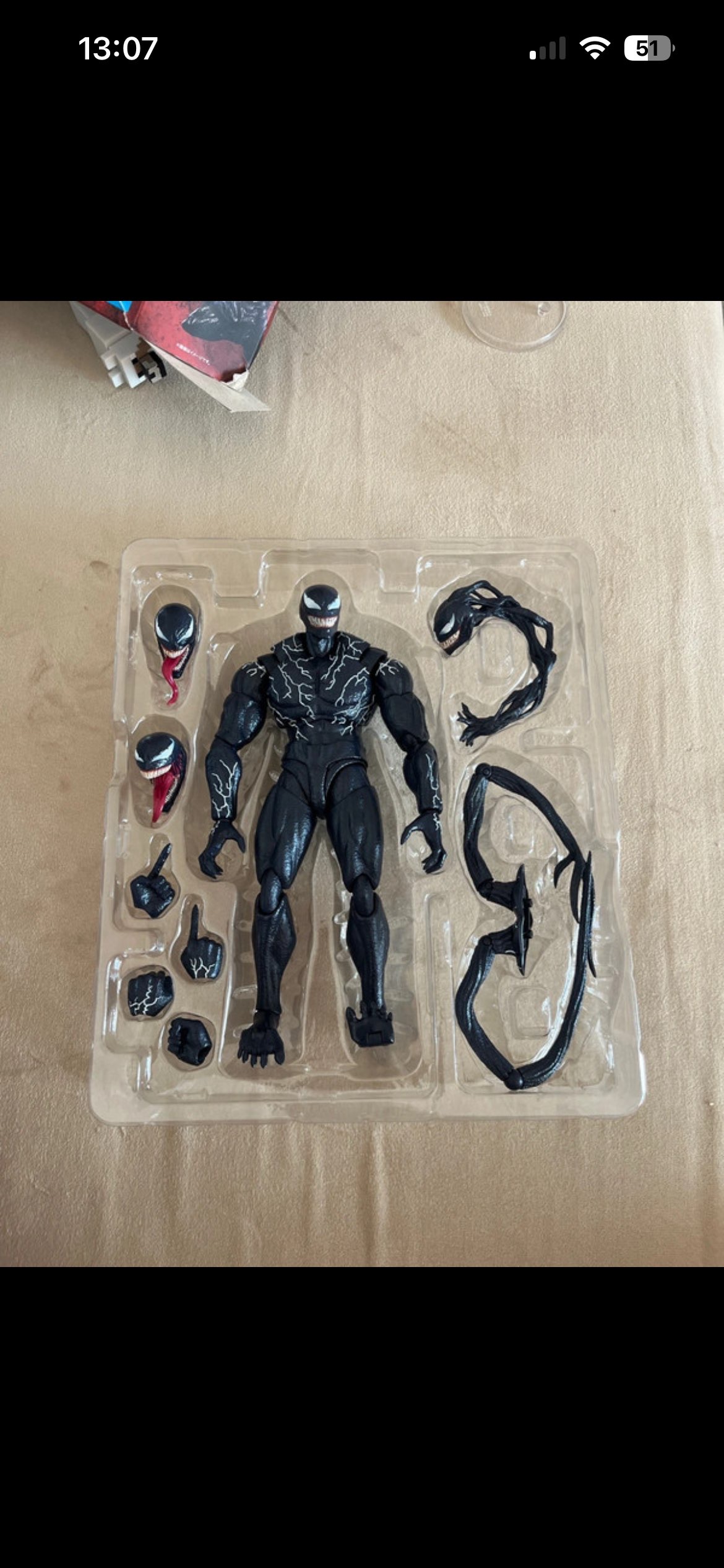 figurine venom