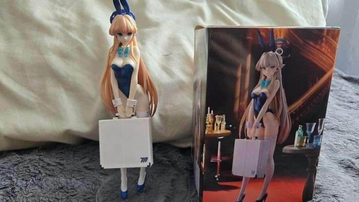 figurine de Asuma toki "blue archives"