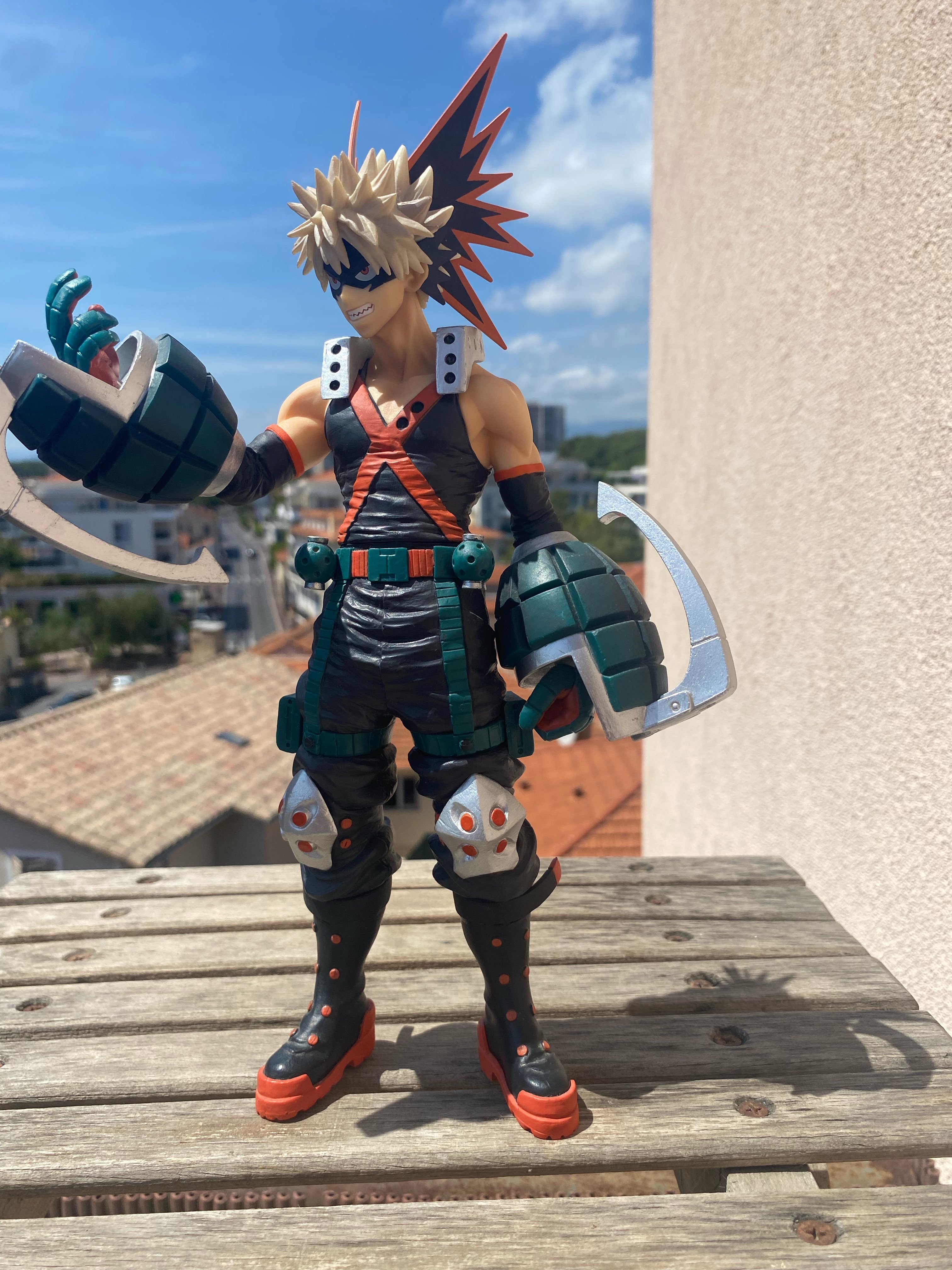 Katsuki Bakugo