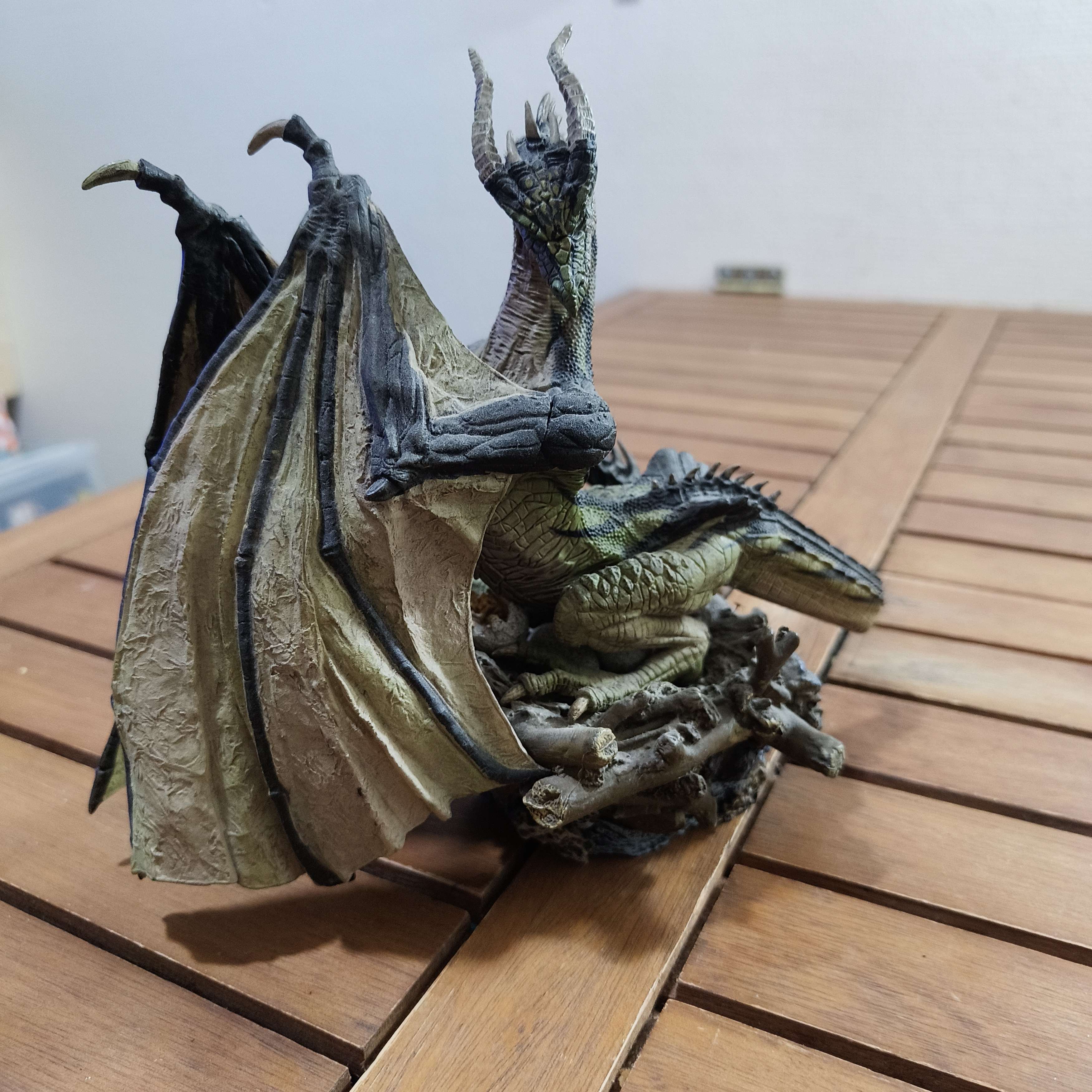 Figurine McFarlane's Dragons Quest for the Lost King Eternal Clan Dragon 2004