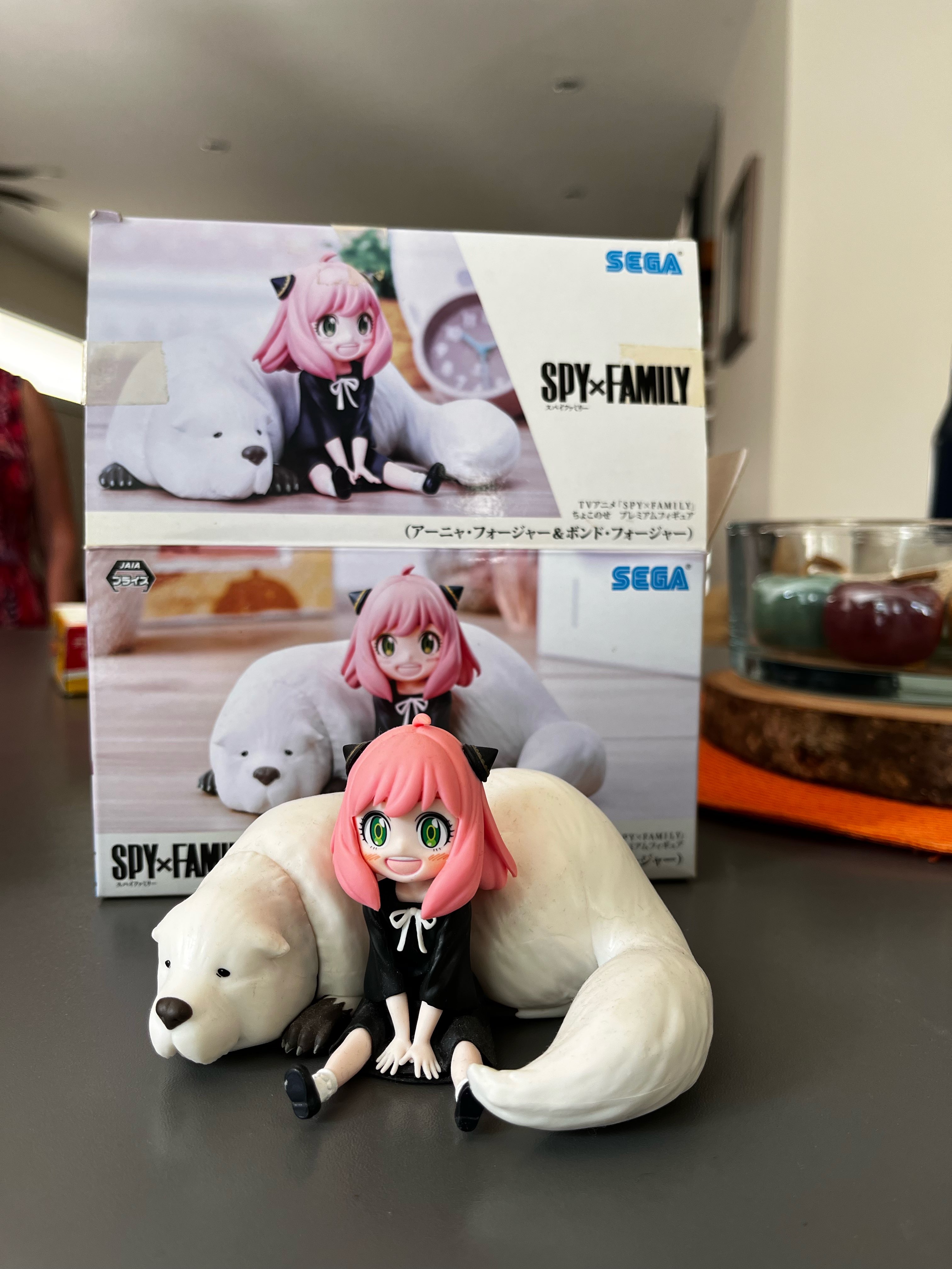 figurine spy family