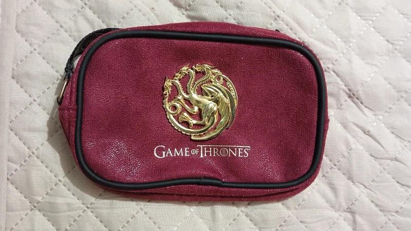 Trousse Game of Thrones rose bordeaux